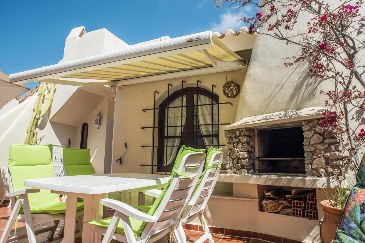 Luxuriöse und großräumige Villa mit Community Pool, Sicht auf das Mittelmeer sowie dem Mar Menor, La Manga Club Atamaría Exterior foto