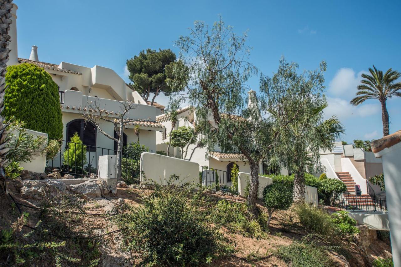 Luxuriöse und großräumige Villa mit Community Pool, Sicht auf das Mittelmeer sowie dem Mar Menor, La Manga Club Atamaría Exterior foto
