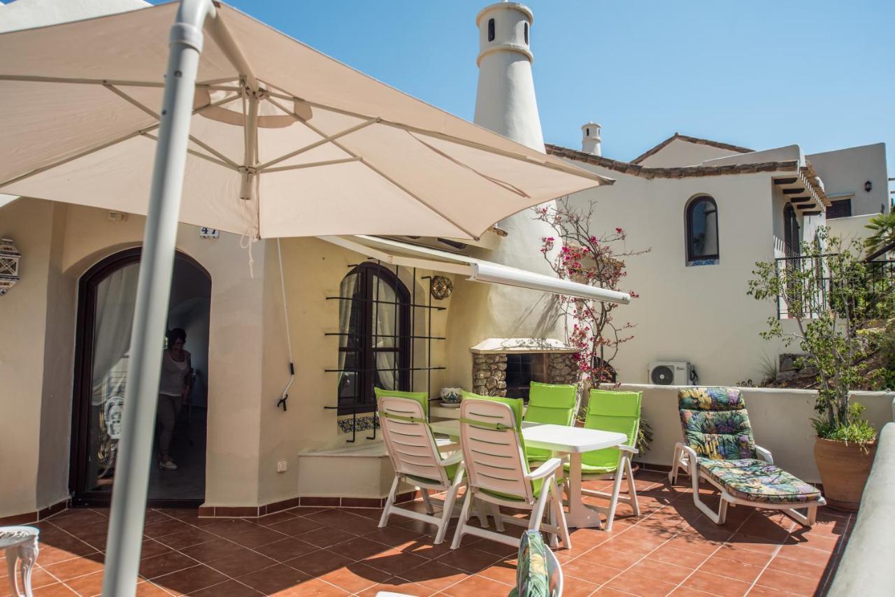 Luxuriöse und großräumige Villa mit Community Pool, Sicht auf das Mittelmeer sowie dem Mar Menor, La Manga Club Atamaría Exterior foto