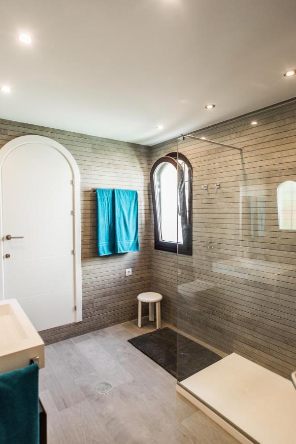 Luxuriöse und großräumige Villa mit Community Pool, Sicht auf das Mittelmeer sowie dem Mar Menor, La Manga Club Atamaría Exterior foto