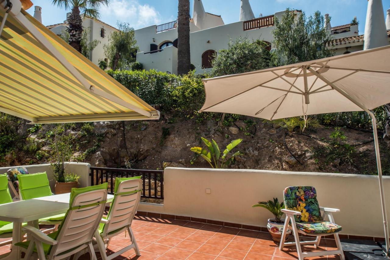 Luxuriöse und großräumige Villa mit Community Pool, Sicht auf das Mittelmeer sowie dem Mar Menor, La Manga Club Atamaría Exterior foto